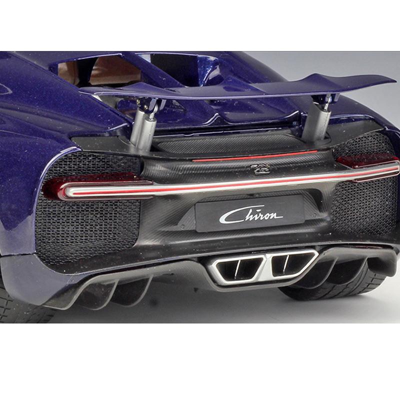 Model auta z lehkých slitin v měřítku 1/18 Welly Bugatti Chiron Odlitky z kovu Autíčka Model auta Vysoká simulační kolekce Dětské dárky