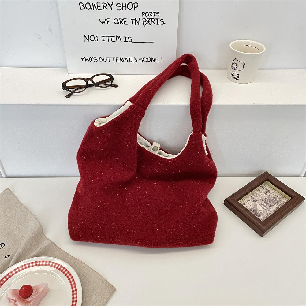 

11 autumn new commuter plush shoulder bag large capacity tote bag women s casual vest bag
