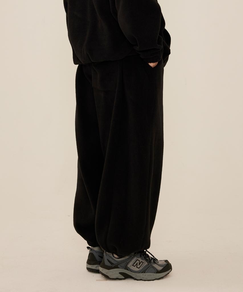 CARGOBROS Cb Fleece Wide Jogger Pants (Black)