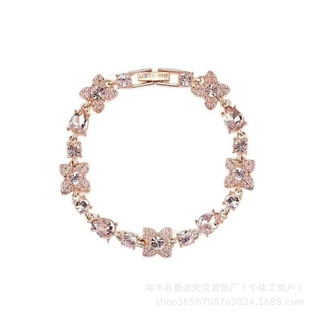 Ji's High-Quality Four-Leaf Clover Diamond Bracelet for Women – Super Shiny Crystal, Luxurious and Elegant Hand Jewelry