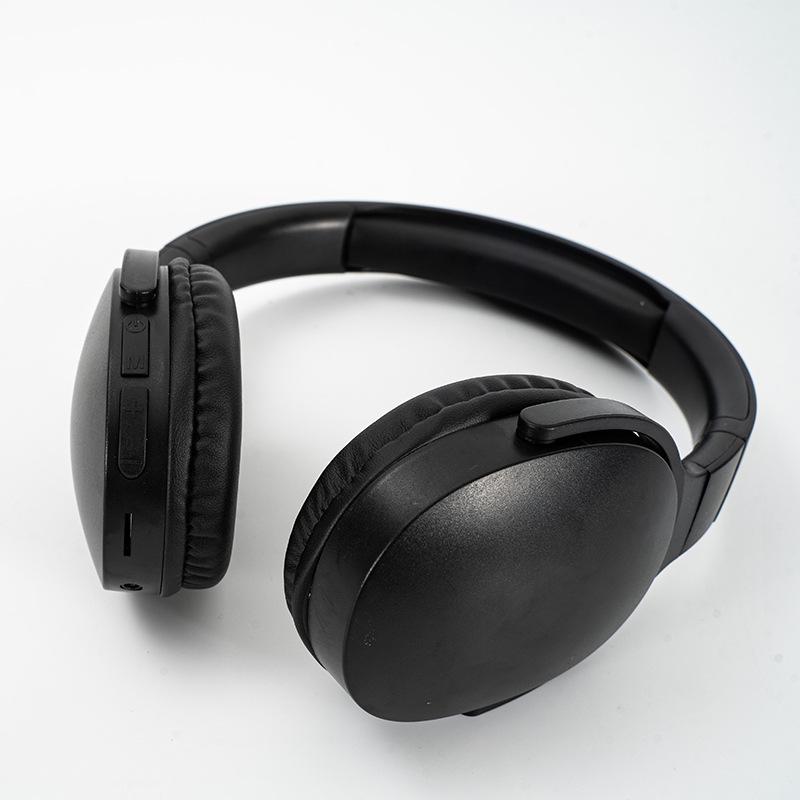 Cross-border P2961 Bluetooth 5.3 Foldable Over-Ear Wireless Card-Insert Headset in Retro Style.