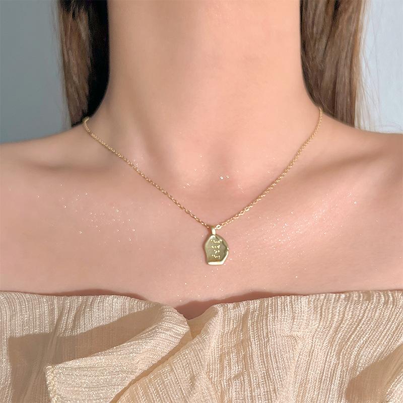 Simple Temperament Golden Beanie Necklace Female
