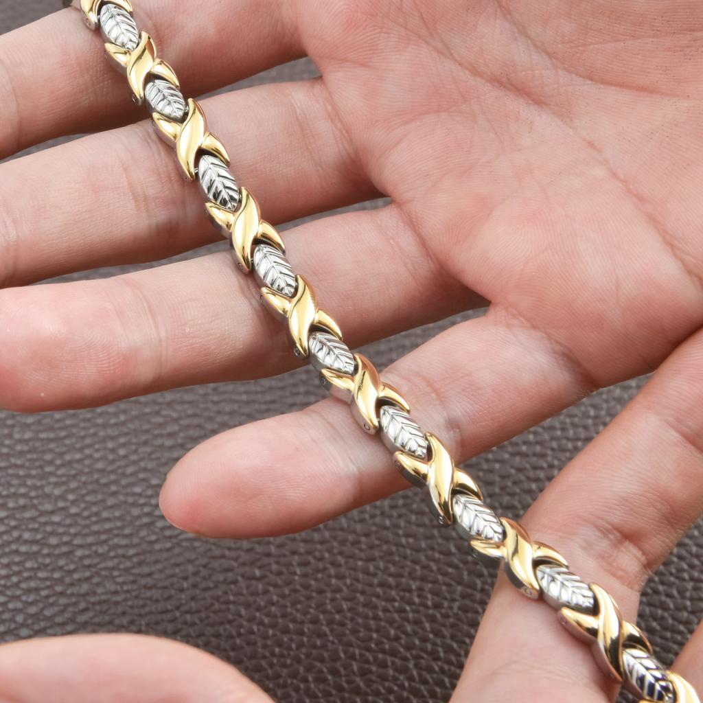 Hot Selling Accessories Korean Version Fashion Stainless Steel Magnet Men's Bracelet Stainless Steel Bracelet Magnetic Suction Design