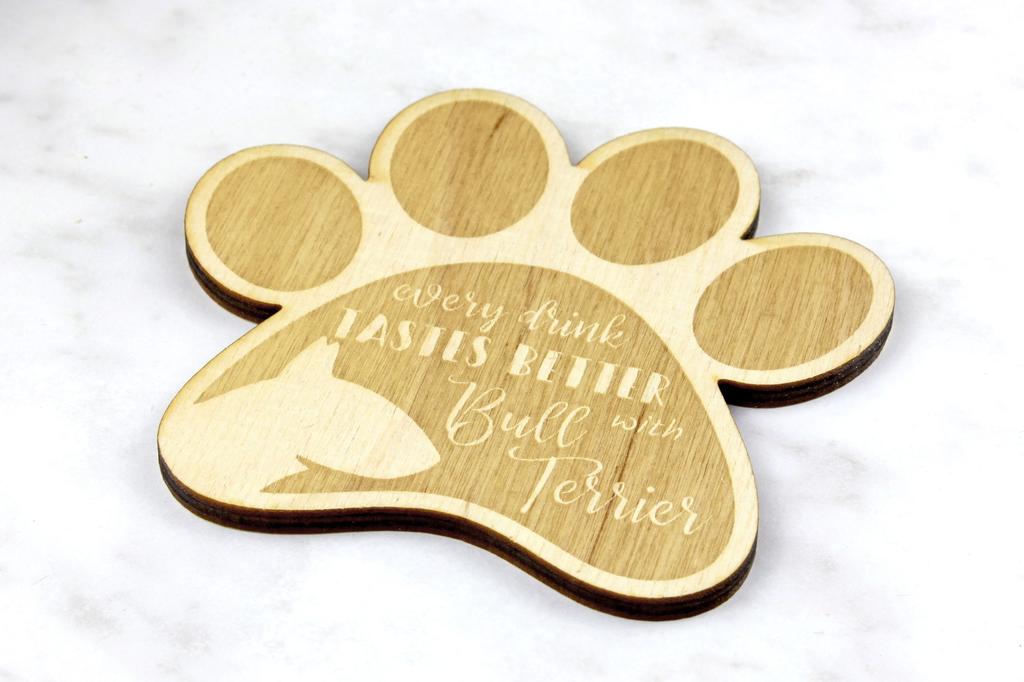 Bull Terrier, Bully - Podstawka pod kubek, grawerowana podstawka z psem, prezent dla miłośnika psów marki Art-Dog