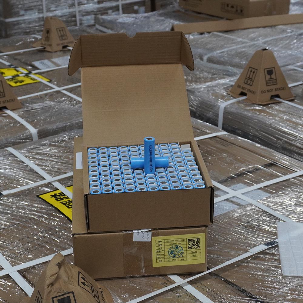 Dongci 18650 2500mAh 10C 25P Lithium Power Battery for Tools