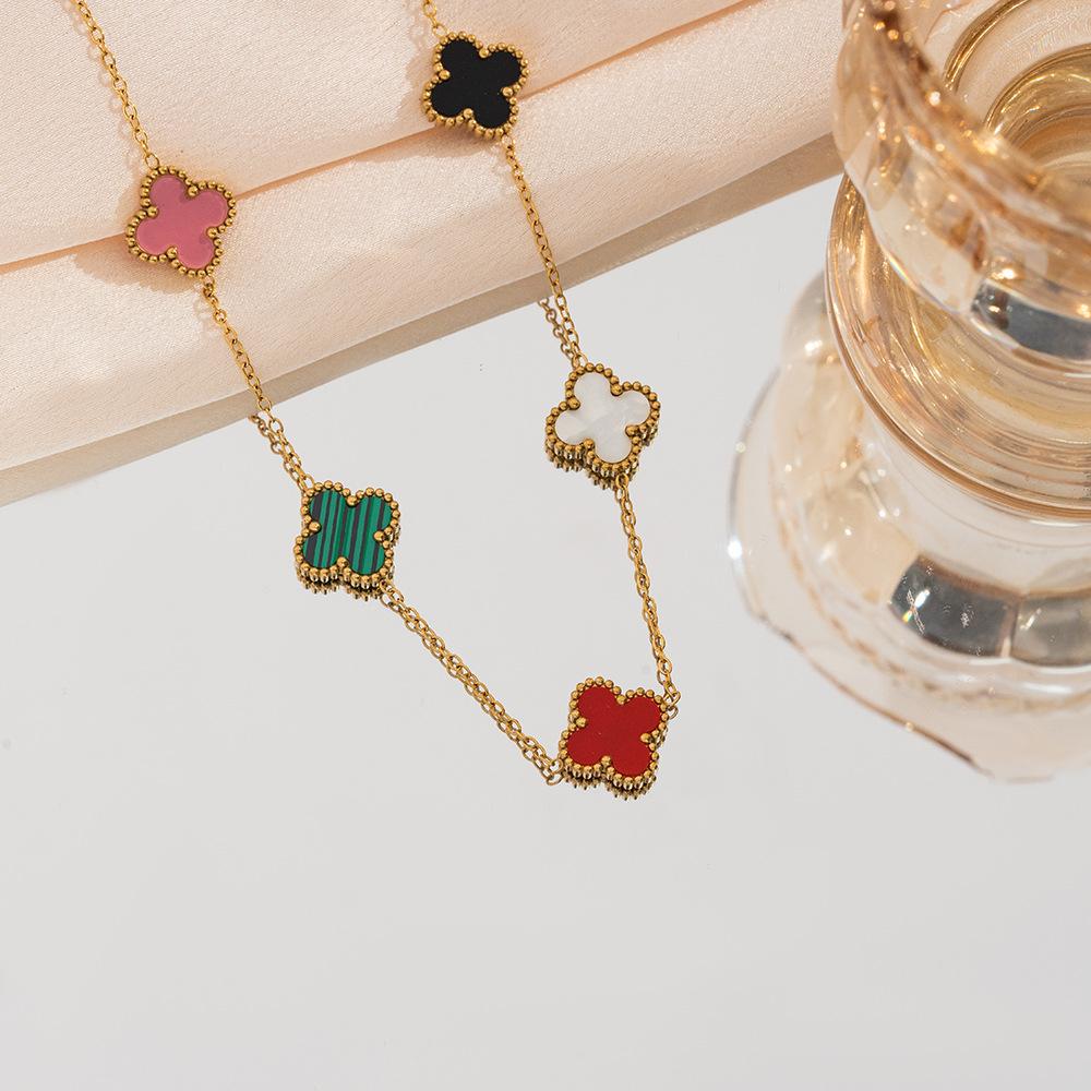 Halsband med fyrklöver för kvinnor, premiumkänsla, dubbelsidigt titanstål, ingen färgförlust, premiumkänsla, tröjkedja