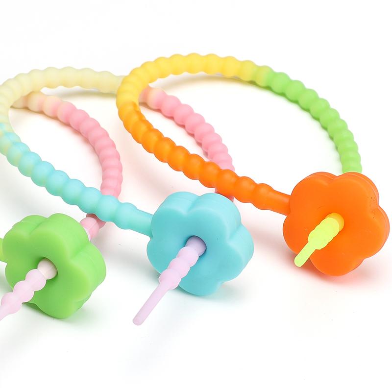 2-10Pcs Silicone Plum Blossom Gradient Keychain