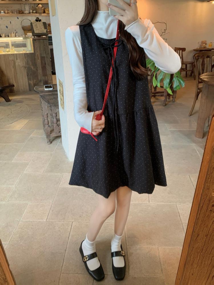 

Autumn/Winter Korean Style Slimming Polka Dot Woolen Vest Dress with Bow - Women One Size чорний