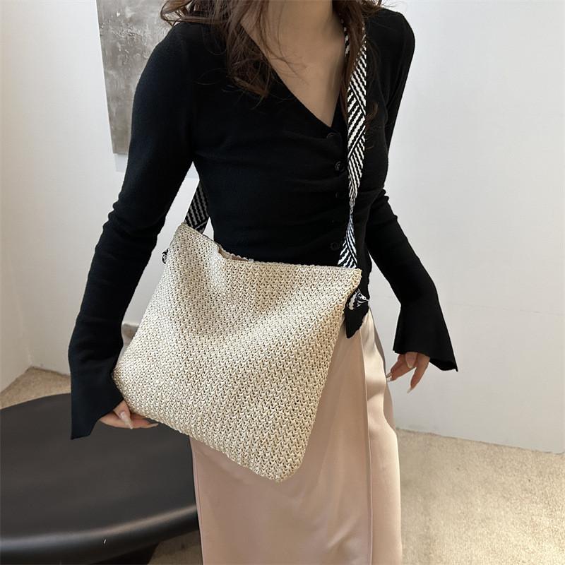 Chic Large Capacity Woven Shoulder Tote Bag For Women Perfect For Summer Outings