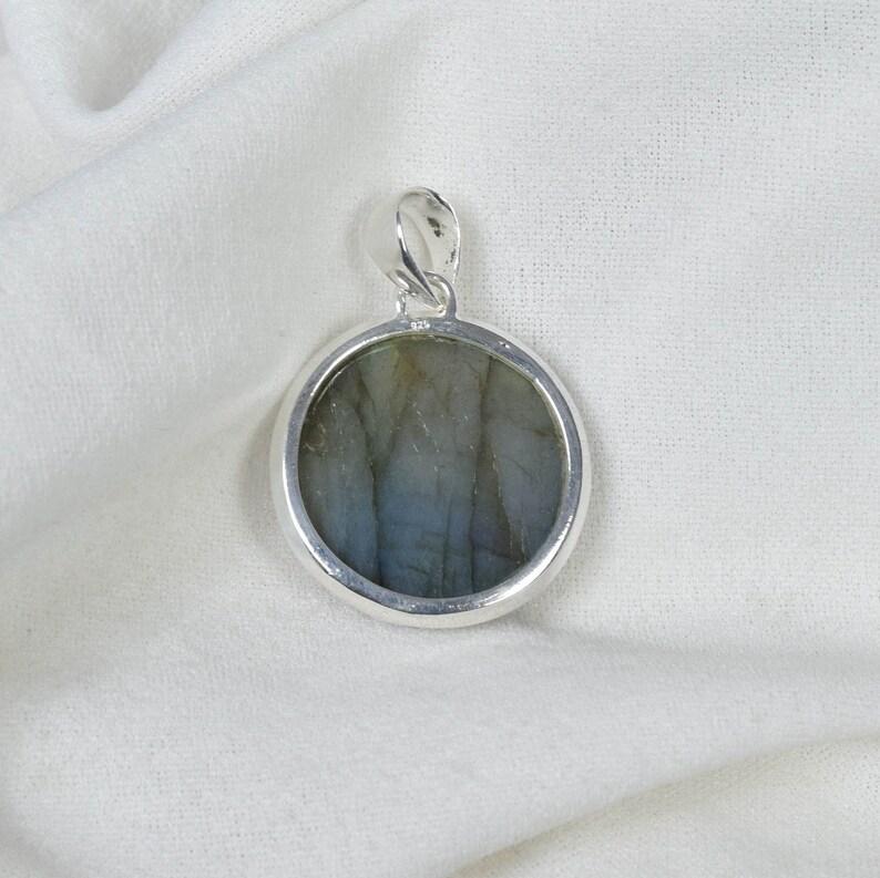 Solid 925 Sterling Silver Labradorite Gemstone Handmade Round Pendant Jewelry Healing Pendant