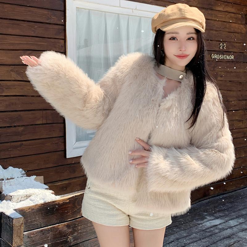 Autumn and Winter Long Sleeve Warm Fox Fur Coats Women Vintage Round Neck Elegant Plush Loose Jackets Women Solid Casual Ladies Outerwear Jacket 25519