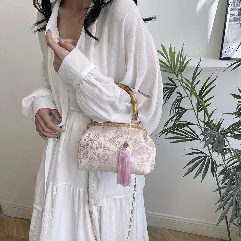 Original Antique Embroidery Bag Chinese Cheongsam Handbag Bag 2025 Spring High Value Messenger Bag Hanfu Chinese Style Bag