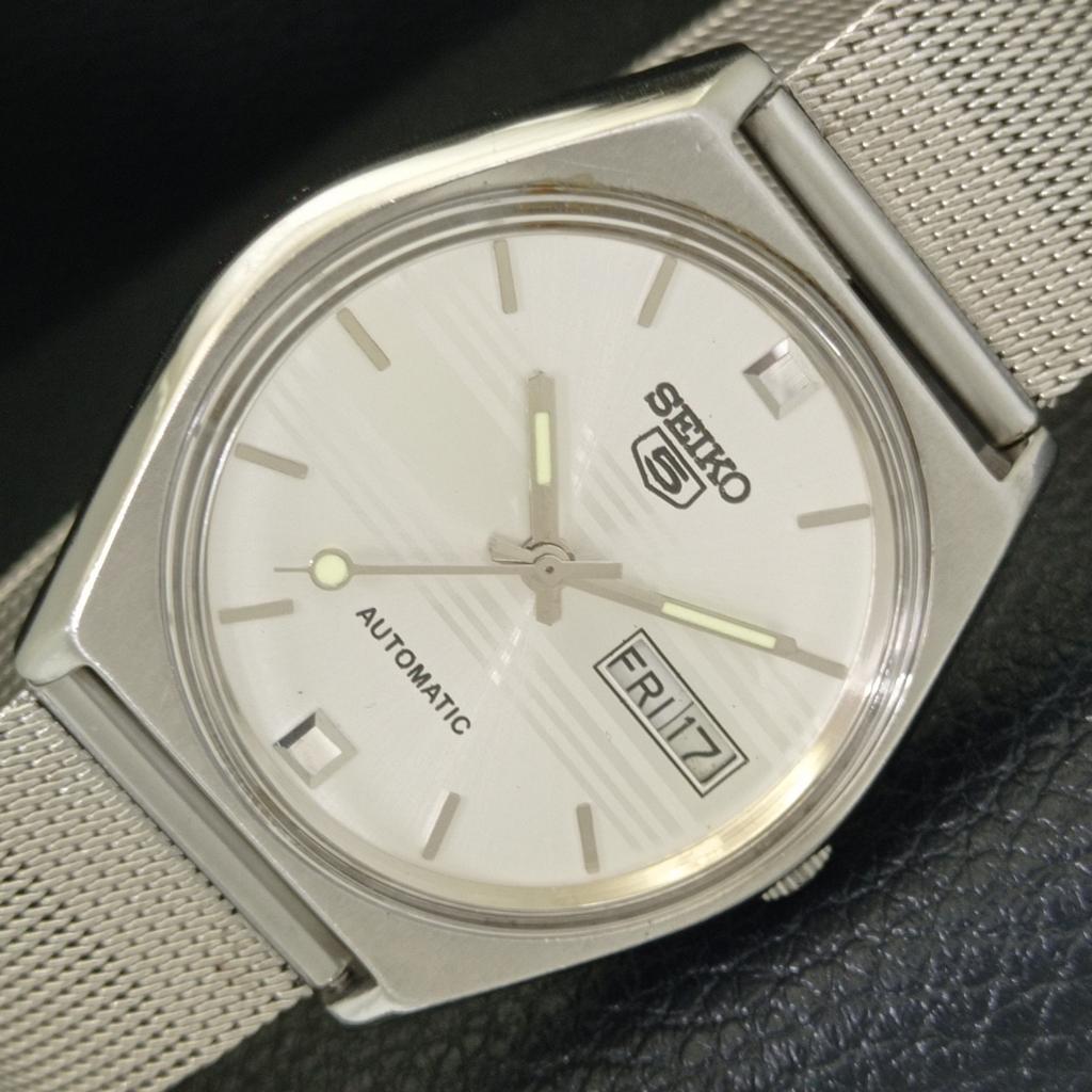 VINTAGE SEIKO 5 AUTOMATIC 6349A JAPAN MENS SILVER COLOR DIAL WATCH A701431-5 R206b-a701431
