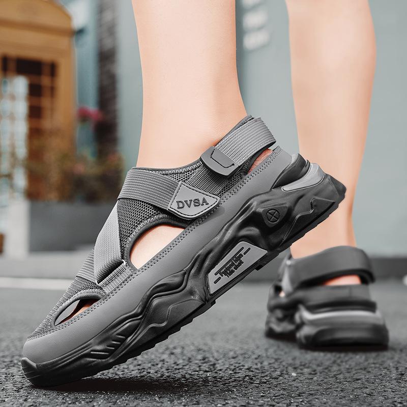 Sandals summer new outside wear driving breathable summer non-slip wear-resistant men's shoes men's sports leisure beach sandals
