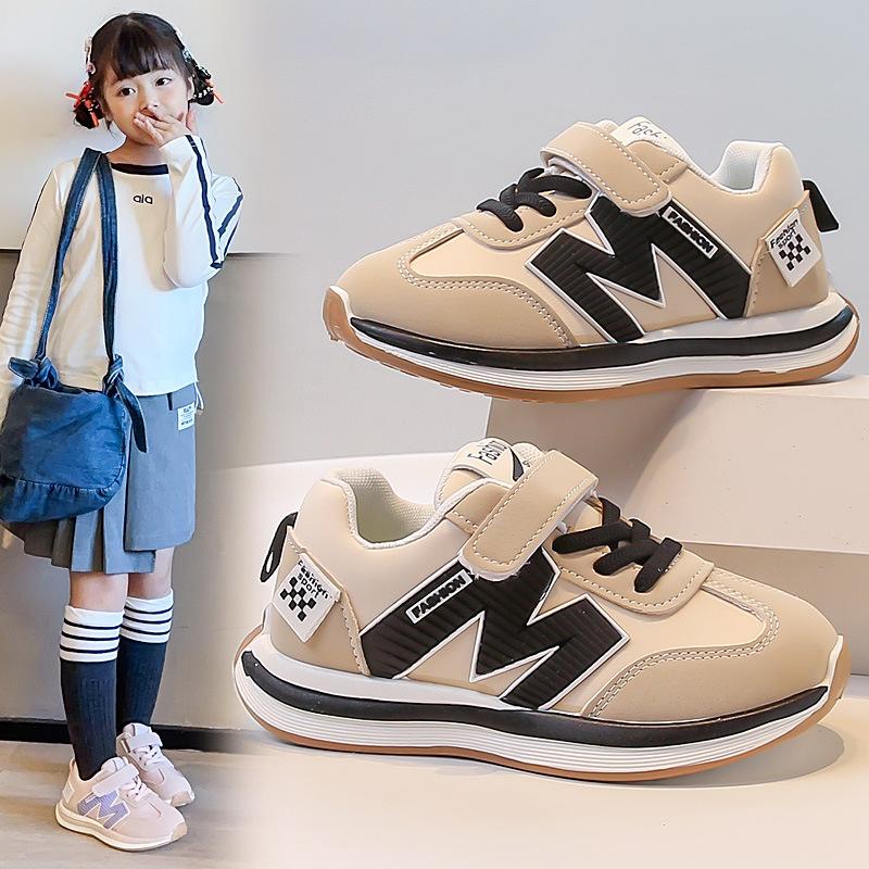 

Korean version of baby toddler shoes children s board shoes popular tide shoes boys sports shoes versatile baby shoes girls shoes 31 Inner length 19.3cm