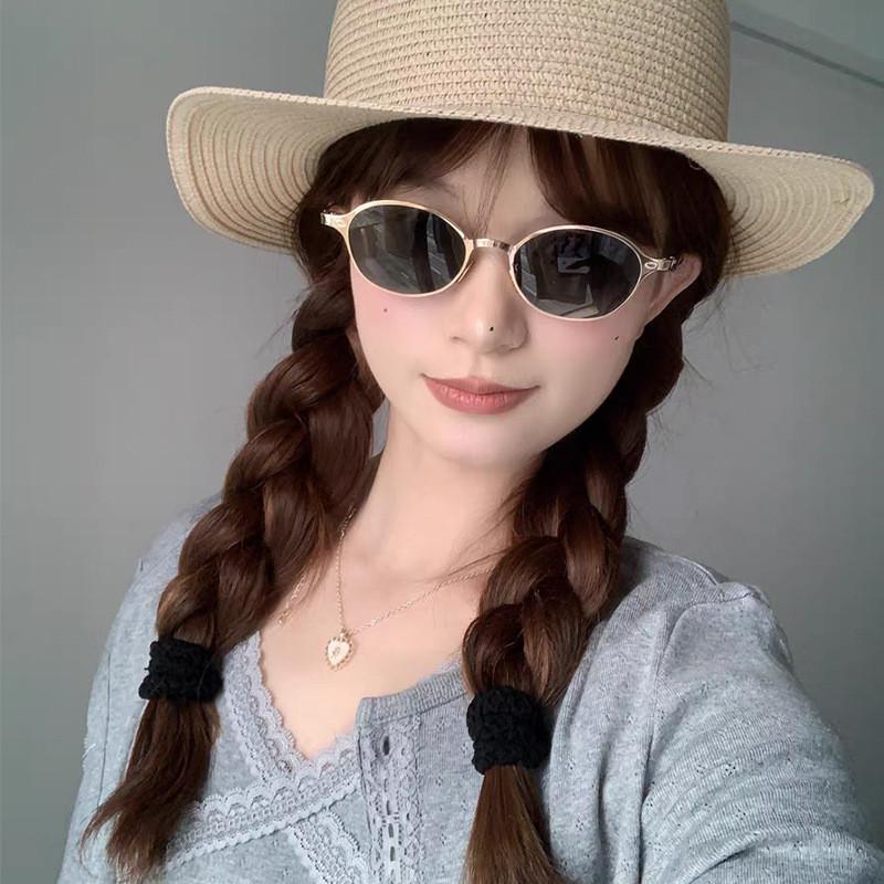 Vintage Oval Metal Sunglasses With Uv400 Protection For Outdoor Activities And Fashion