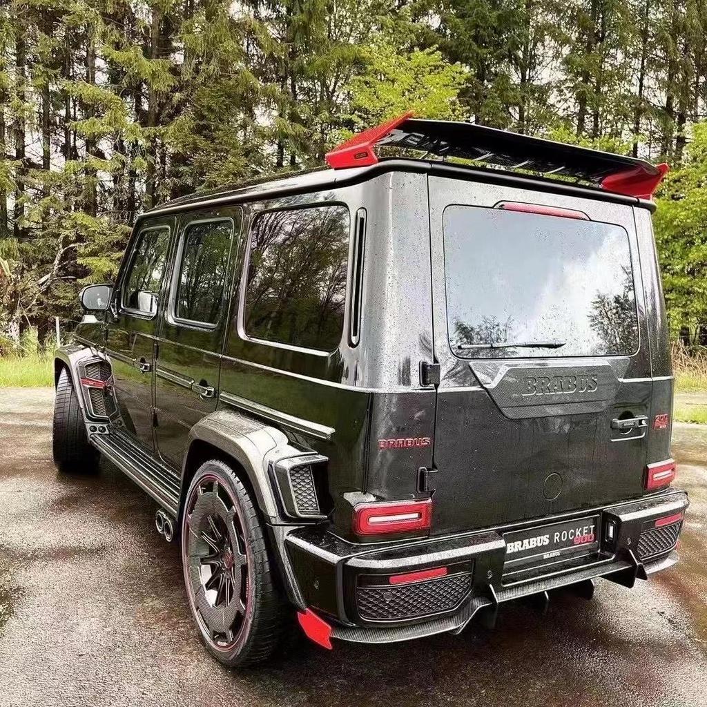 Mercedes-Benz W464 G-Class Brabus G900 Carbon Fiber Fender Flares