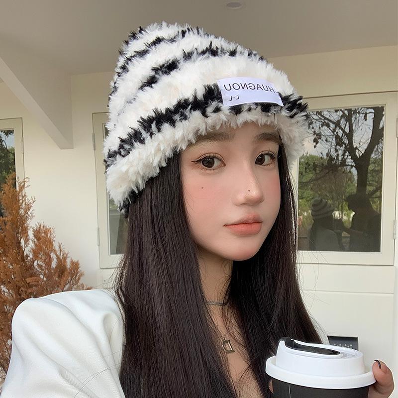 New Hat for Women Korean Style Stripes Showing Face Small Fluffy Warm Wool Hat Big Head Around Ear Protection Pile Hat Men's Trendy