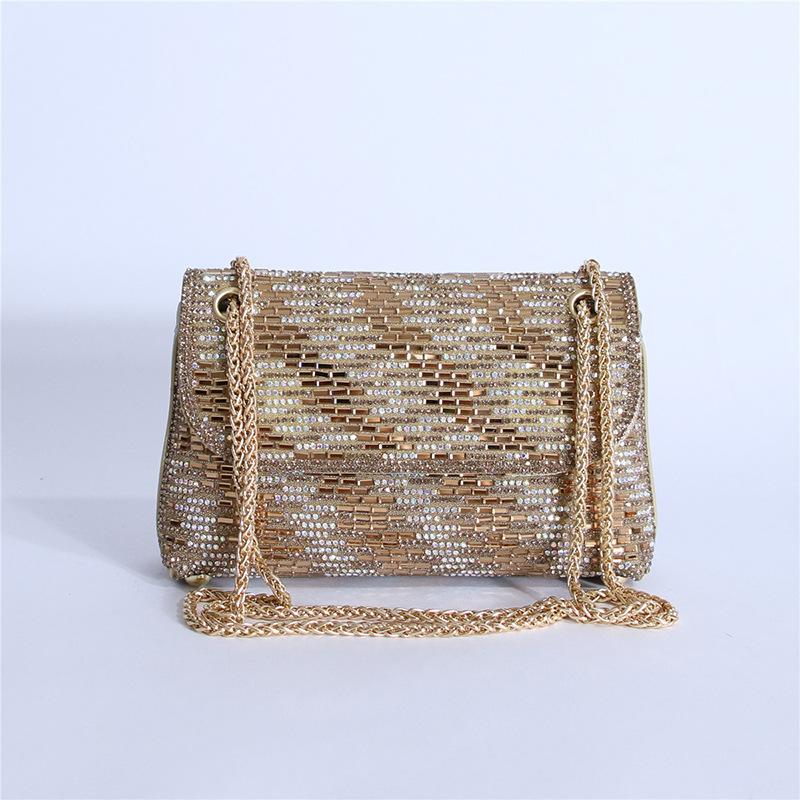 Fashion diamond-encrusted shoulder bag, new hand-held small square bag, banquet and dinner bag.