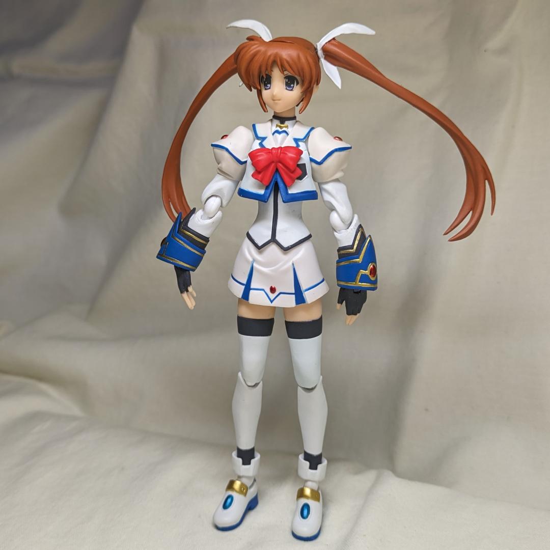 

[USED] figma Magical Girl Lyrical Nanoha StrikerS Takamachi Nanoha No box