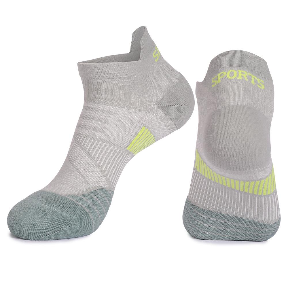 CoolMax Unisex Mid-Calf Breathable Antibacterial Running Socks with Thickened Terry Bottom