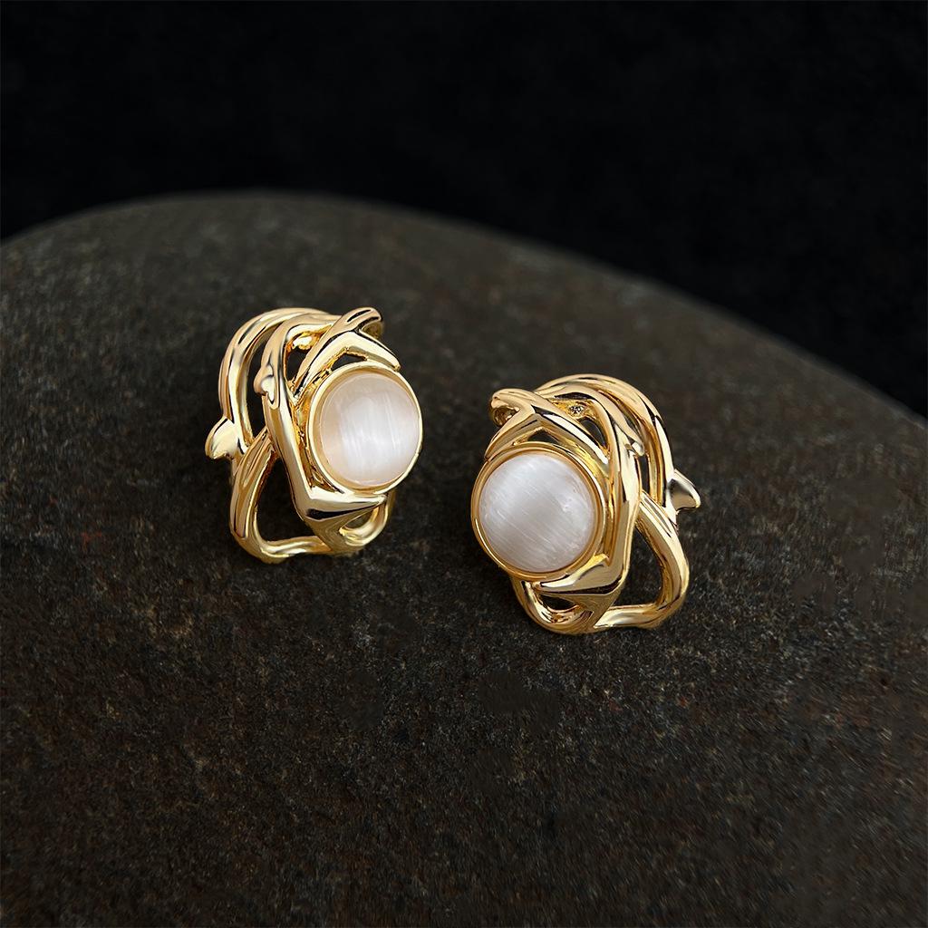 Thorns 18k Gold Geometric Cat's Eye Stone Stud Earrings - Elegant, Luxurious Style for Women