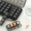 21/28 Fächer 7-Tage-Pillenbox Versiegelt Große Kapazität Wöchentlicher Pillen-Organizer Tägliche Fächer Feuchtigkeitsgeschützt Reise-Pillenbox