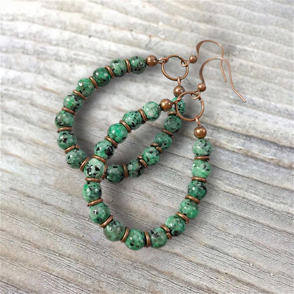 Handgjorda Retro Boho Chic Dangle-örhängen med Natursten och Pärlhänge Perfekta för Vardagsbruk och Festivaler
