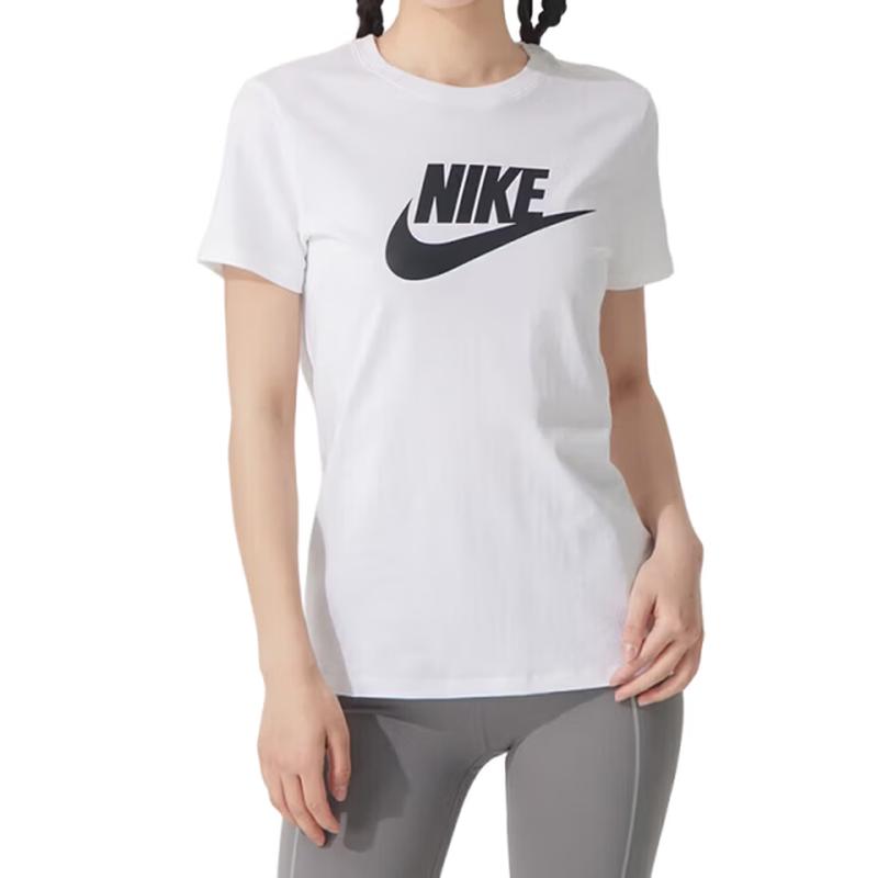

Nike Women s Training T-Shirt XL