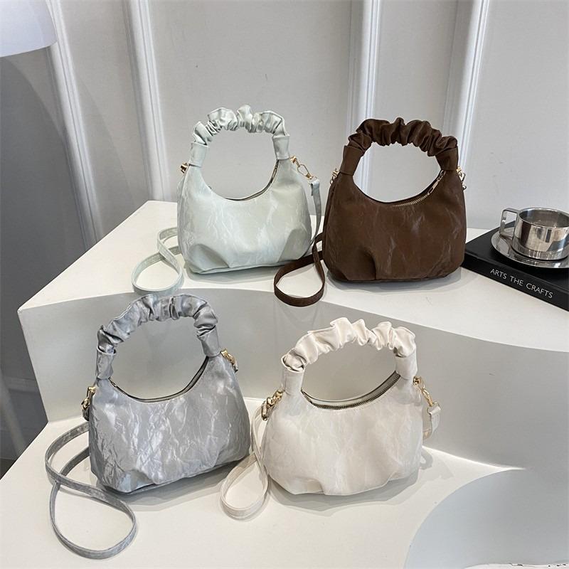 New Fashion Temperament Simple Messenger Bag Casual Large Capacity Handbag Chain Pleated Shoulder Bag