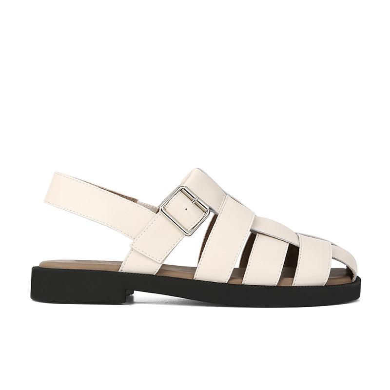 

[Su Yinyin] Cover up ugly woven hollow flat-bottomed Roman sandals women s new pig cage slippers in summer 2025 35