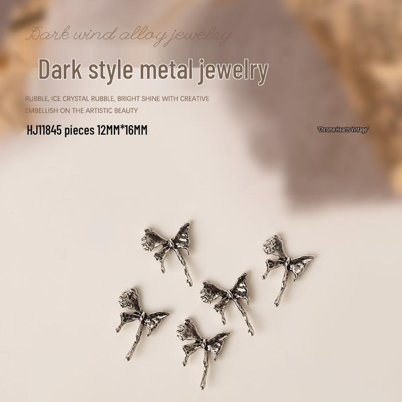 

Винтажные украшения для ногтей стразами Chrome Hearts: Темный Череп, Ангел, Алый Крест - 5 шт.