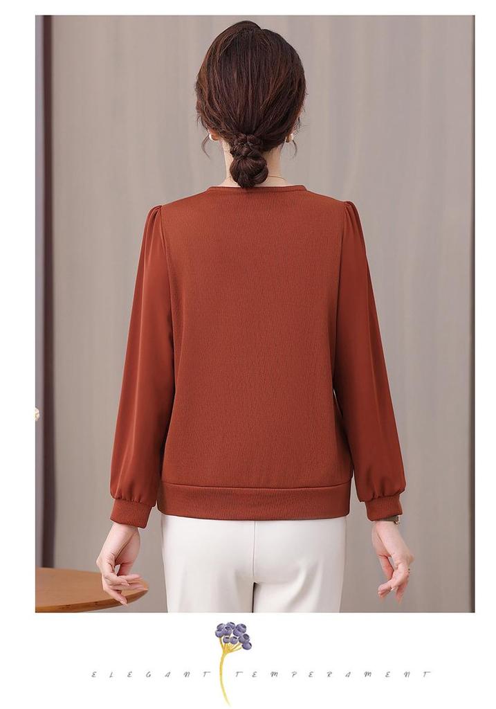 Stylish Casual T-Shirt for Middle-aged Women (Ages 40-50)