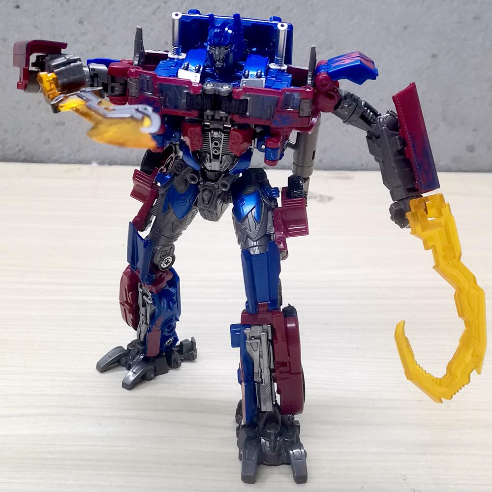 Giocattoli Trasformabili Robot Comandante Optimus SS05 Optimus Figura d'Azione Deformabile SS-05 Modello JYH 8801 ottimo per l'uso quotidiano