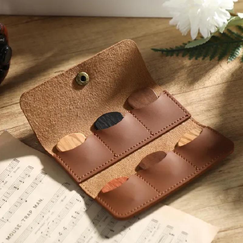 Portable PU Leather Guitar Pick and Multi-Card Storage Case for Mobile Phones