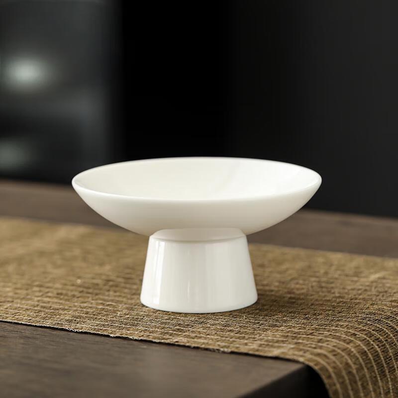 Jijun Chinese Style Ceramic Nut Dish