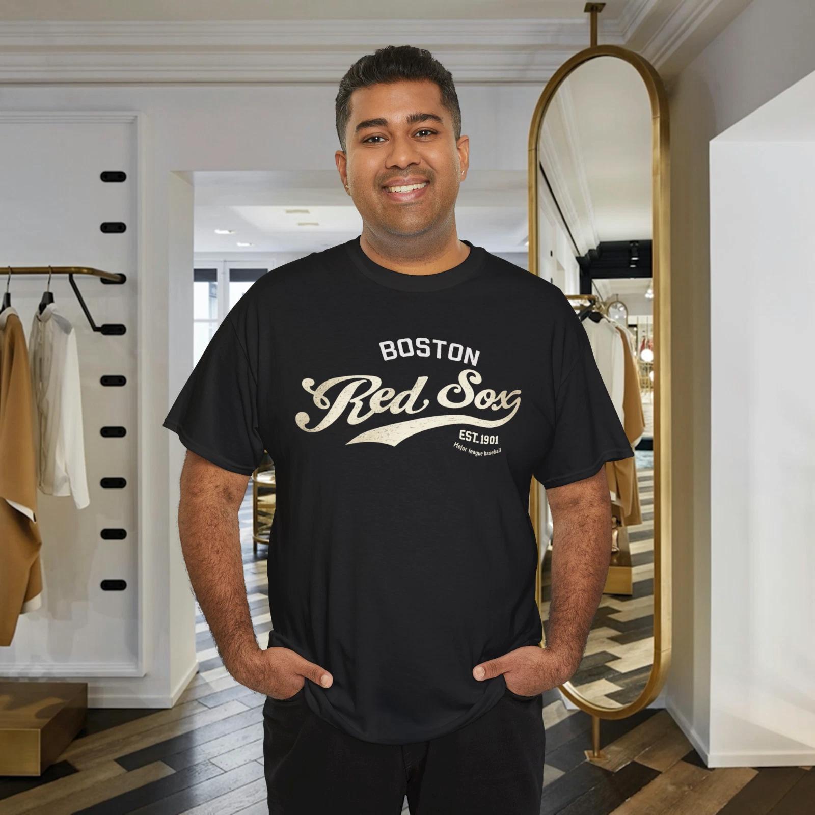 Boston Red Sox Vintage Script Logo T-Shirt Distressed Baseball Tee L