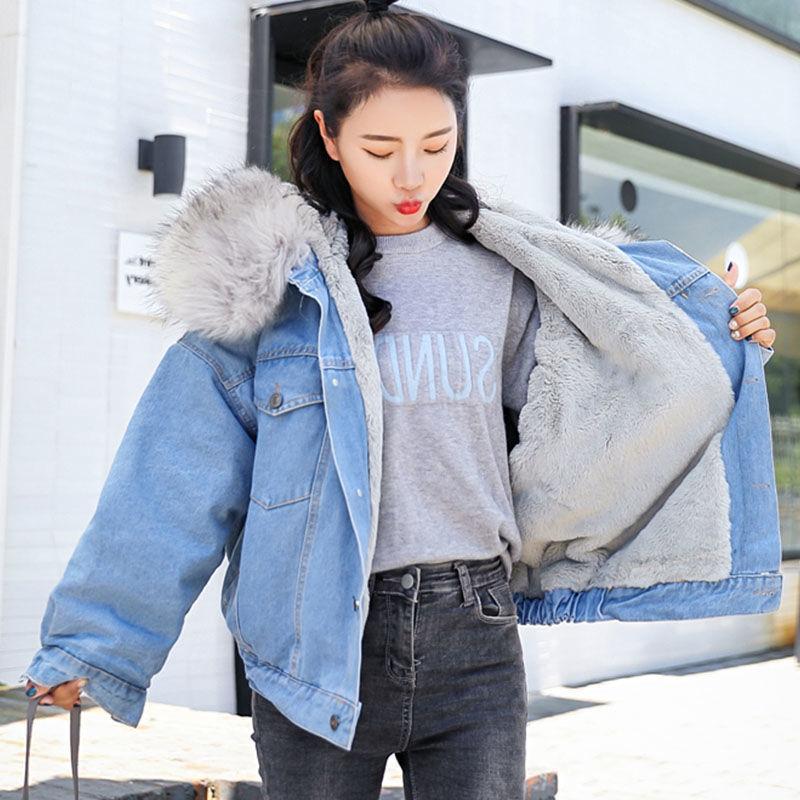 Women's Cozy Padded Denim Jacket - Casual Button Down With Fur Collar