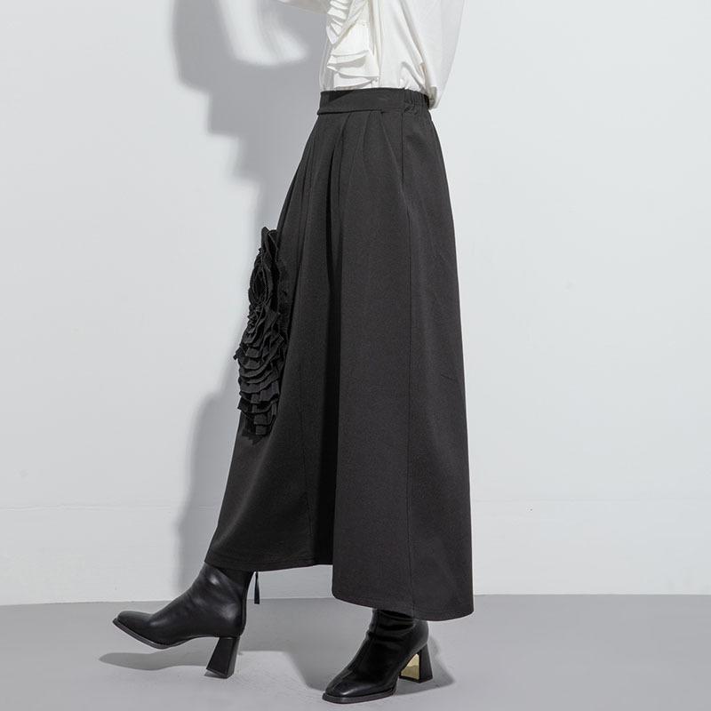 Falda larga holgada informal de primavera y verano con estampado floral vintage de cintura alta de color negro de talla grande para mujer