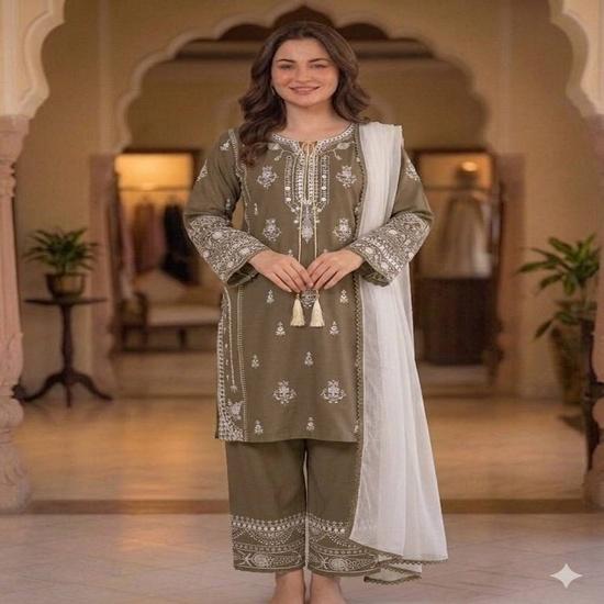 Elegant Embroidered 3-Piece Festive Kurta Pant Set