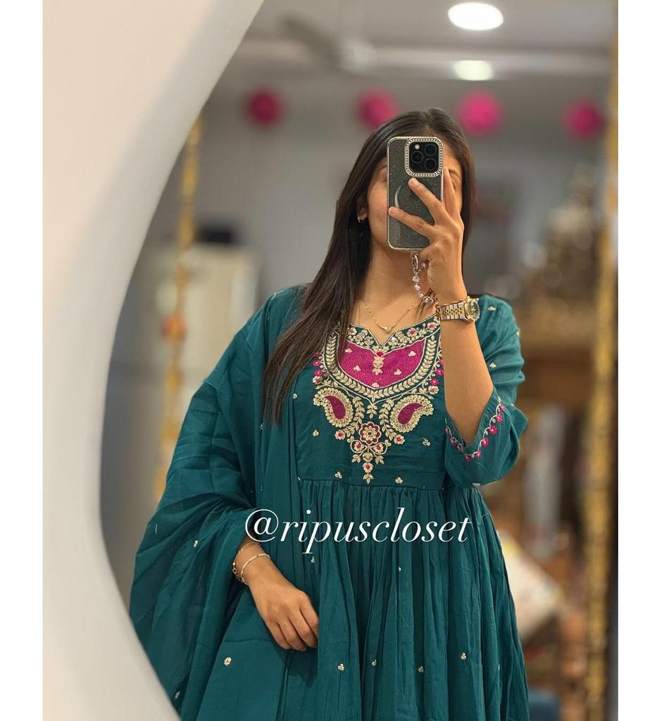 Women Cotton Embroidered Salwar Suit Kurti Indian Bollyood Salwar Kameez Kurta Pant Dupatta Set