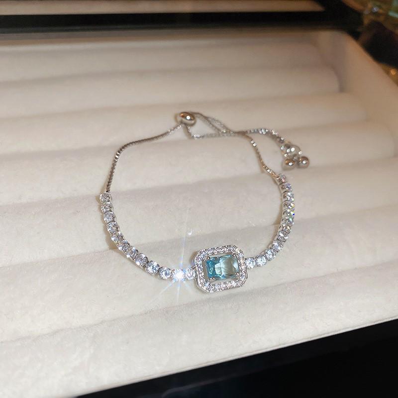 Pink Diamond Zirconia Starburst Flower Bracelet: Trendy, Luxurious Jewelry with Unique Design.