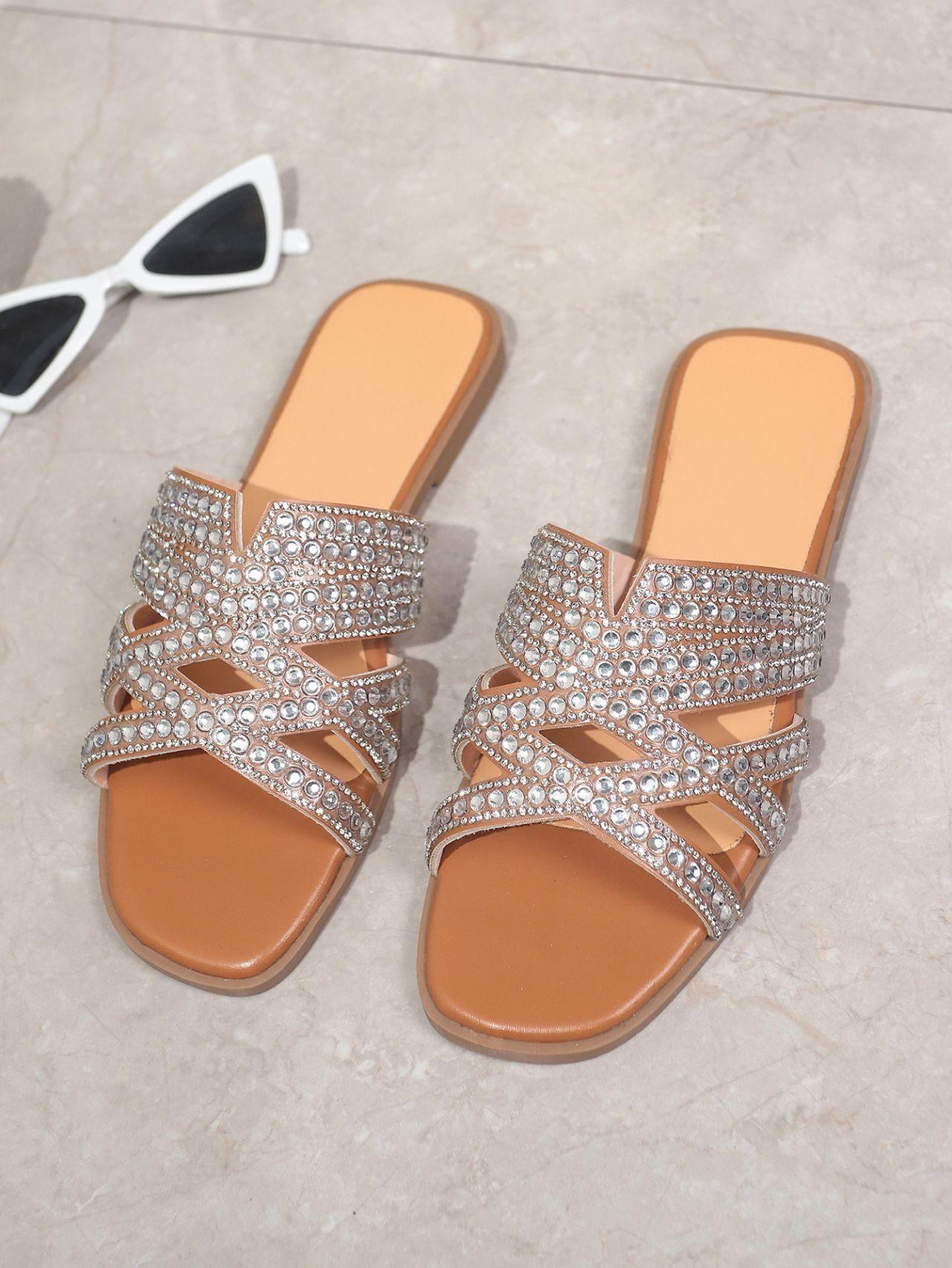 

Носите классные тапочки, полные просверленных отверстий, обувные аксессуары, заплатки на плоской подошве, новые модные женские туфли, дышащие и удобные для ног на плоской подошве. 43 коричневый