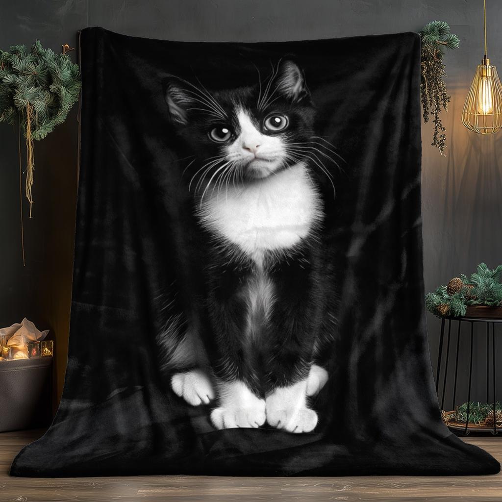 Custom Black White Cat Blanket Cute Kitten Portrait Personalized Name Fleece Throw All Season Soft Warm Bedding Home Decor Gift