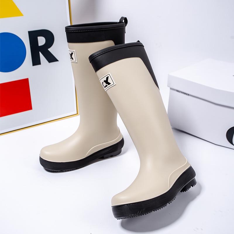 Tall rain shoes women's fashion rain boots outdoor waterproof shoes rubber shoes piled thickened waterproof boots