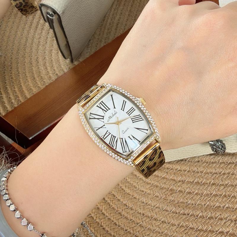 Barrel Type Watch Women S Niche Design Simple Temperament Roman Scale Retro Women S Watch