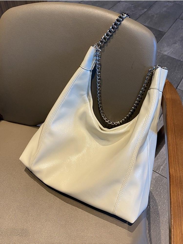 

Korean version chain tote bag crossbody large-capacity bag 2025 new fashion commuter women s bag soft leather shoulder bag