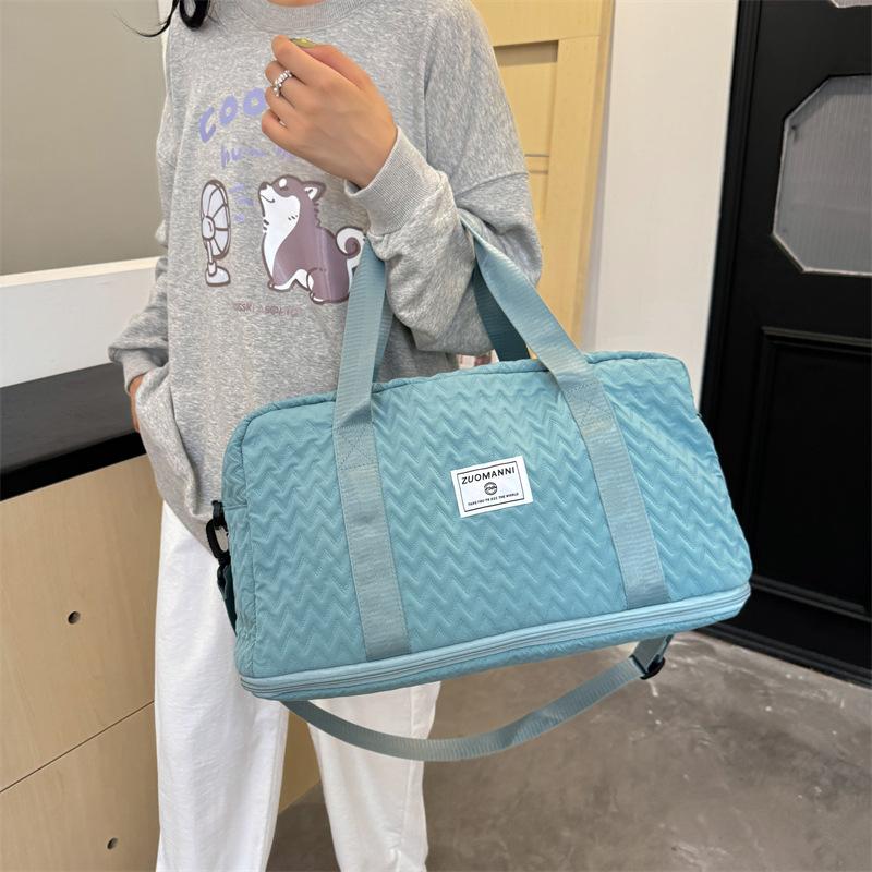 Multifunctional travel bag Large capacity expandable duffel bag Dry and wet separation Sports fitness bag Can cover tie rod