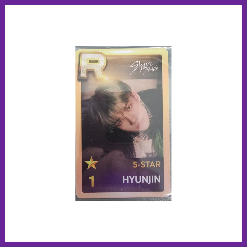 

SUPERSTAR JYP STRAY KIDS Фотооткрытка с миссией HYUNJIN