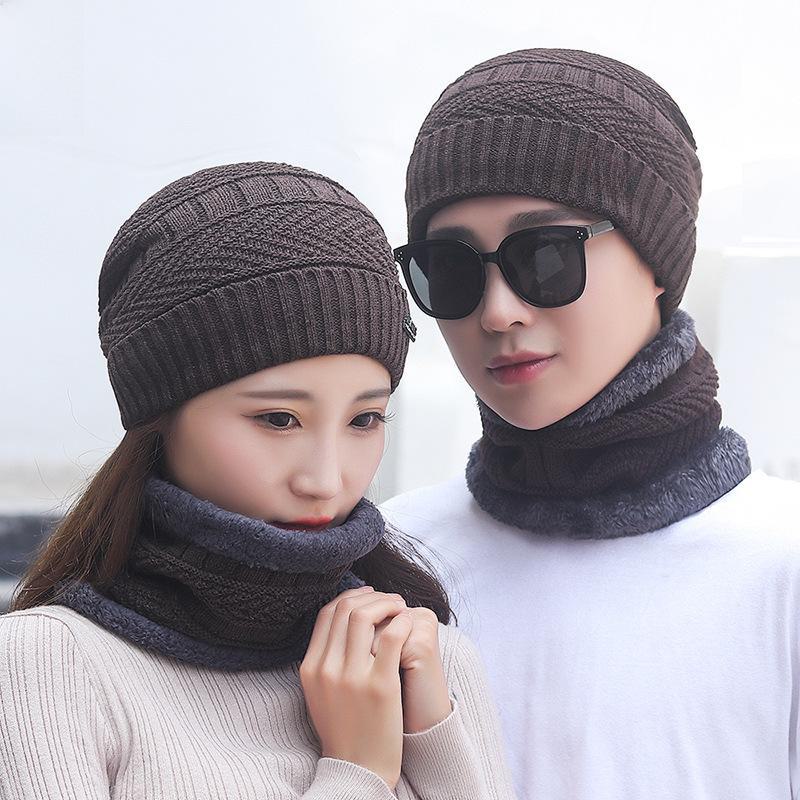 Men's Thick Knit Two-Piece Hat and Scarf Set – Warm Plus Velvet, Ear Protection for Outdoor Sports and Cycling
